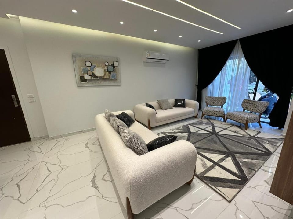 Godfather house Apartment in New Cairo City
