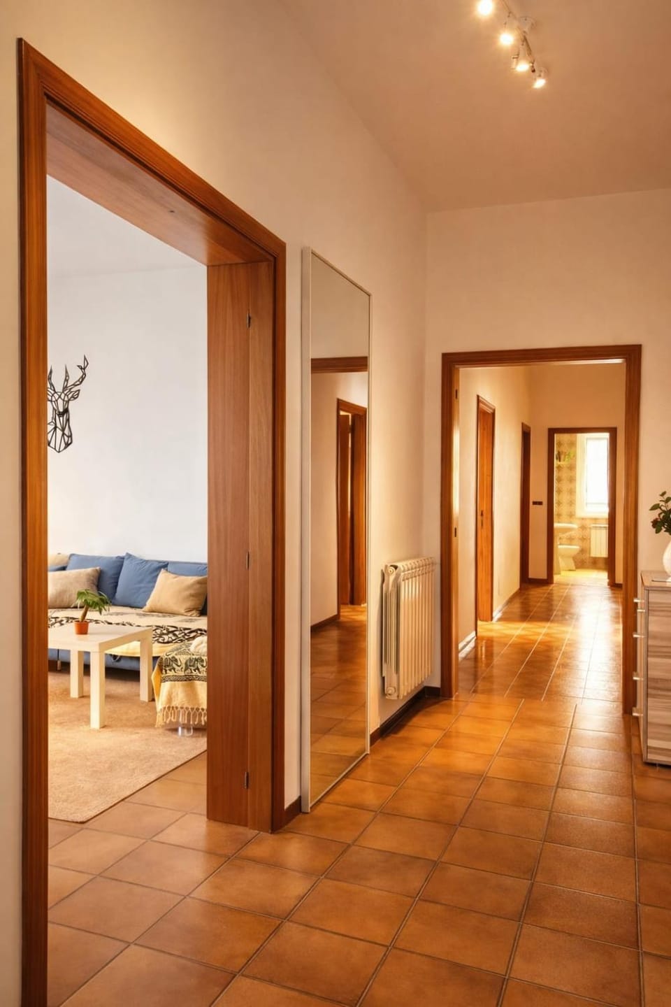 Communal lounge/ TV room, Bathroom, Decorative detail, Bedroom