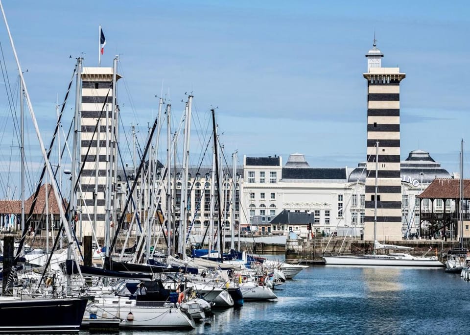 L'appart Y YourHostHelper Apartment in Deauville