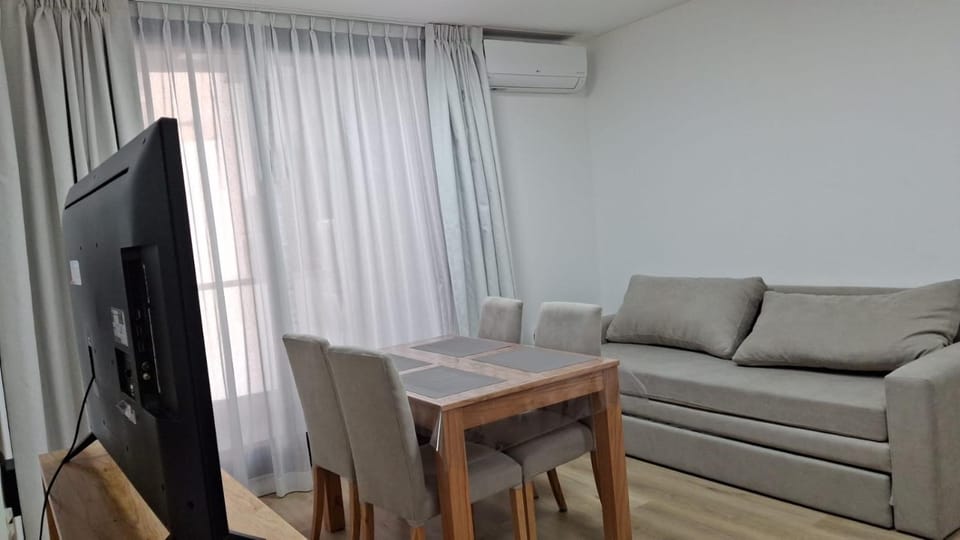 TV and multimedia, Living room, Dining area