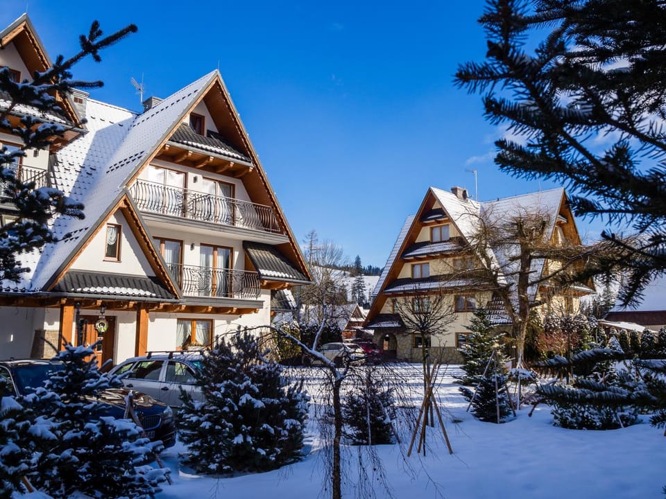 Property building, Winter