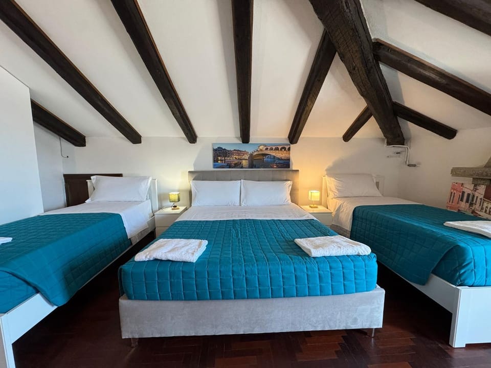 Premium Venice Residence Bed and Breakfast in Venice