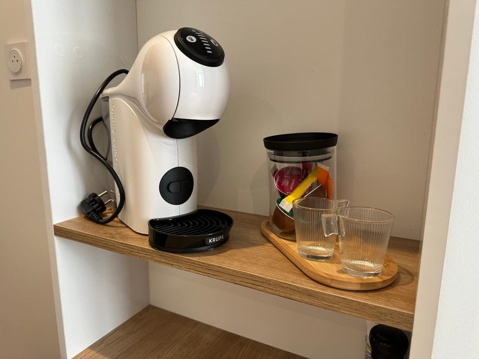 Coffee/tea facilities