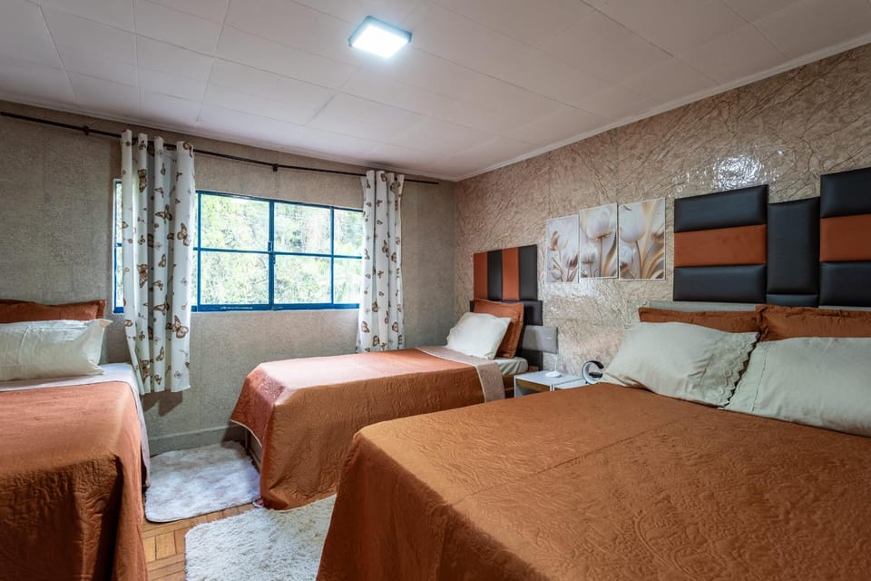 Casa com Wi-Fi e garagem a 400m do Museu Imperial House in State of Rio de Janeiro