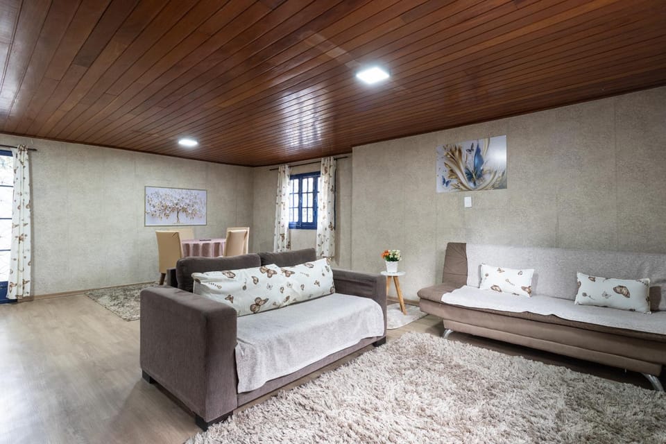 Casa com Wi-Fi e garagem a 400m do Museu Imperial House in State of Rio de Janeiro