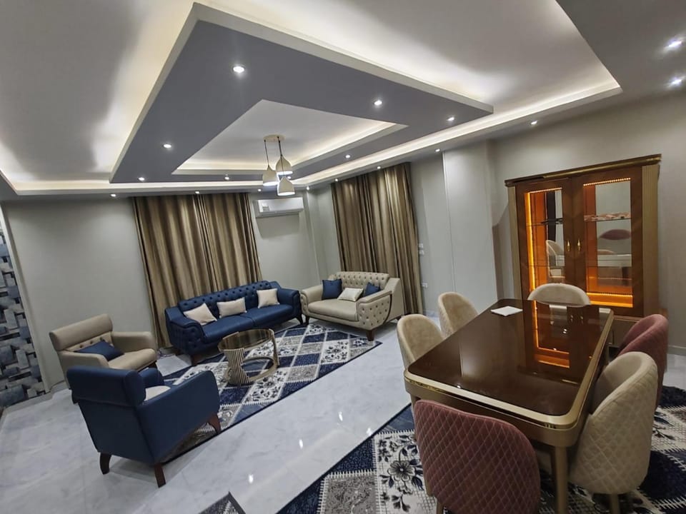 شقة فخمه في قلب الشيخ زايد Apartment in Egypt