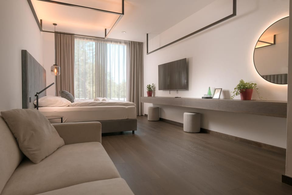Living room, Photo of the whole room, Bedroom