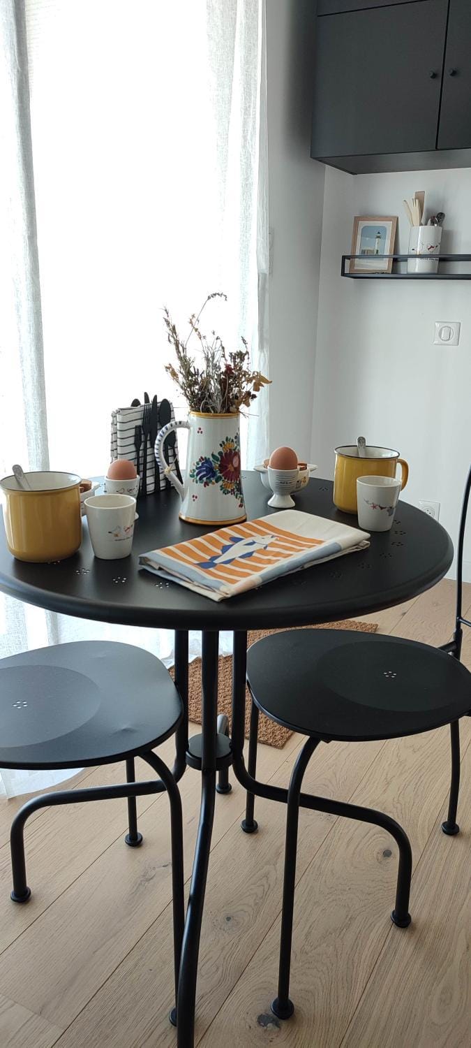 Dining area, Breakfast