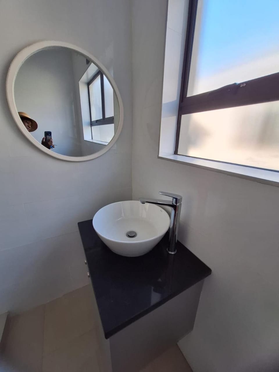 New, modern, airy luxurious 3 bed Home,Monavale Strathaven Villa in Harare