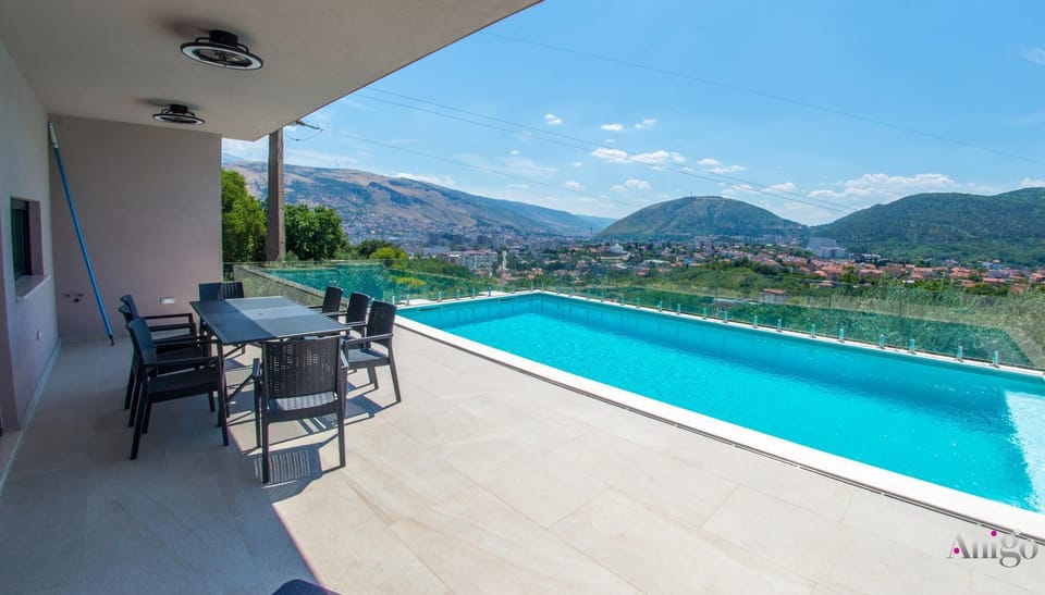 Pool view, Swimming pool, sunbed