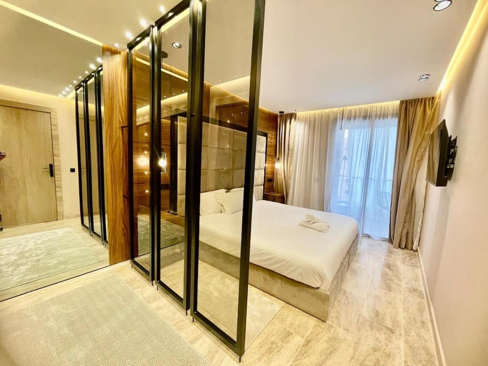 Bed, Photo of the whole room, Bedroom, wardrobe