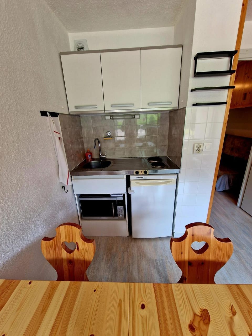 Kitchen or kitchenette