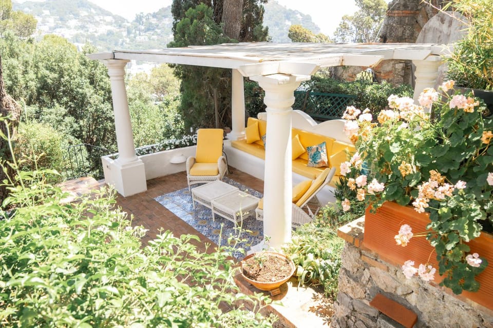 Property building, Patio, Garden, Garden view