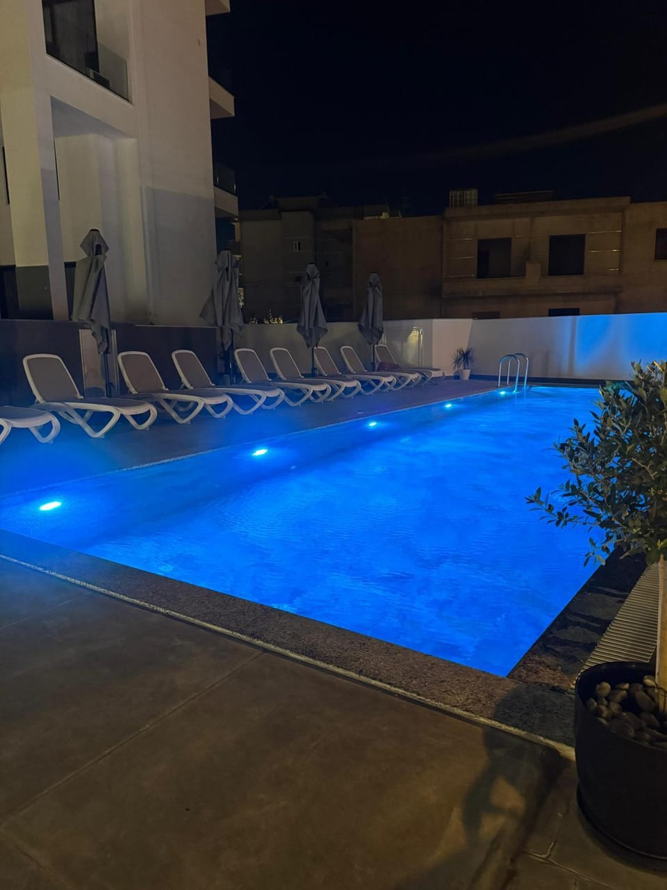 Night, Pool view, Swimming pool, sunbed