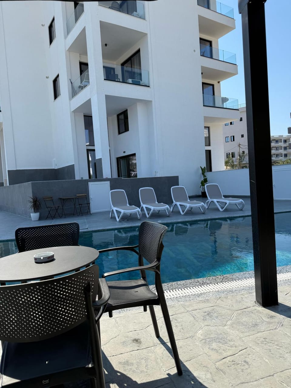 Lounge or bar, Pool view, sunbed