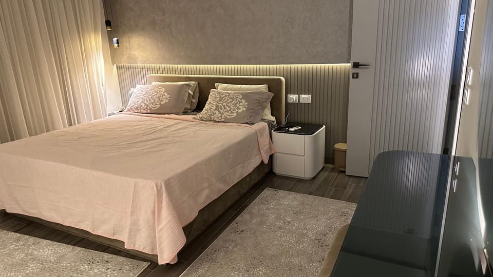 Luxury 1BR Apartment with Stunning View Apartment in Egypt