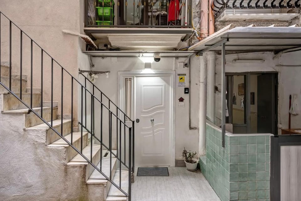 House Giulia Apartment in Naples