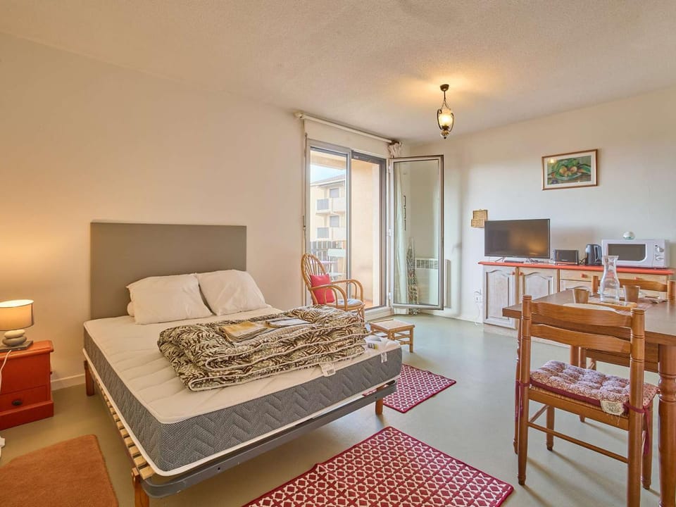 Studio lumineux avec balcon et animaux admis à Barbotan-les-Thermes - FR-1-841-2 Apartment in Occitanie