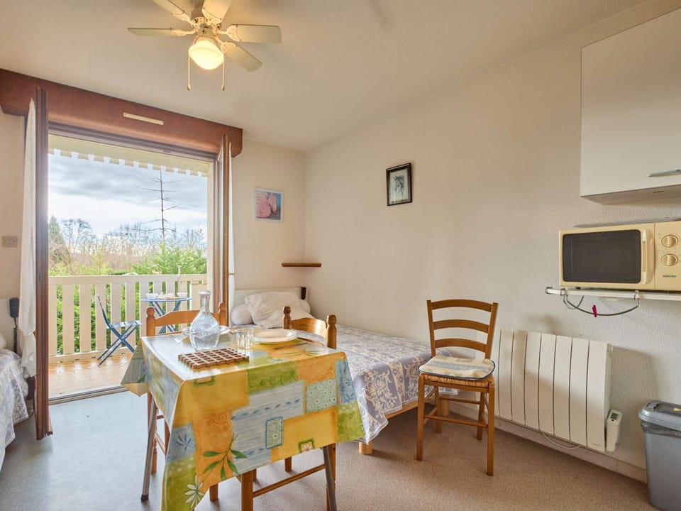 Studio confort, proche thermes, WIFI, animal accepté - FR-1-841-44 Apartment in Occitanie