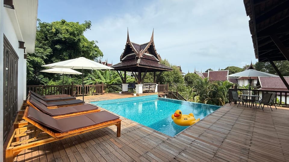 Balcony/Terrace, Swimming pool