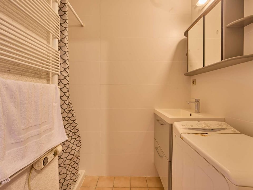 Charmant T1 bis avec jardin privatif à Barbotan-les-Thermes - FR-1-841-64 Apartment in Occitanie