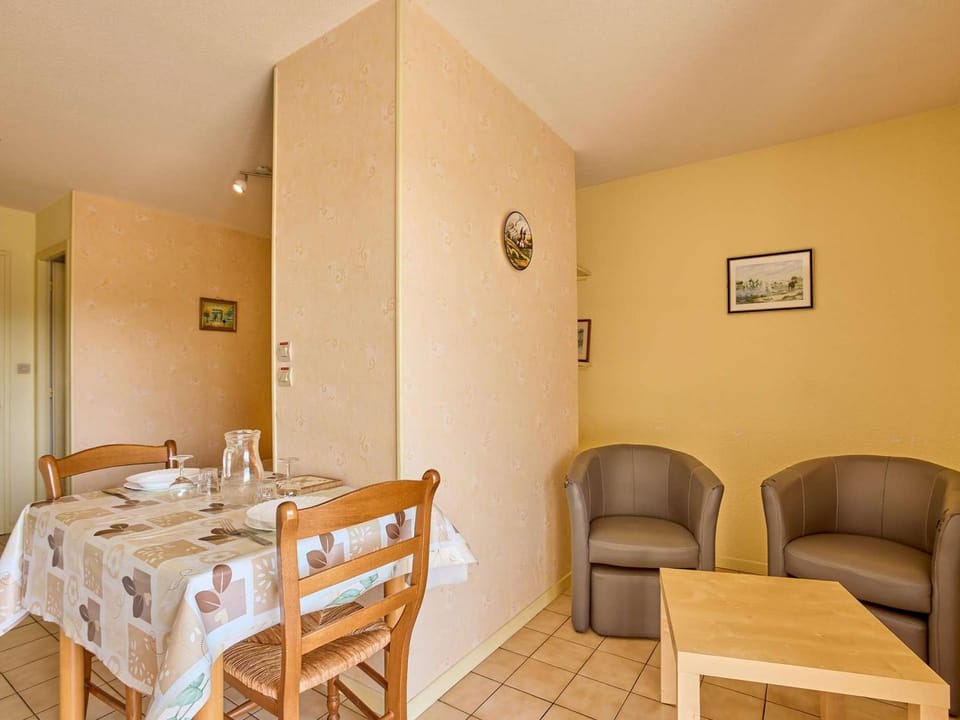 Charmant T1 bis avec balcon et animaux admis à Barbotan - FR-1-841-71 Apartment in Occitanie