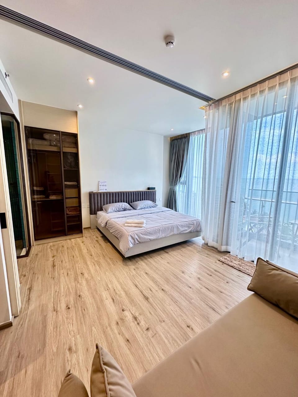Bedroom, wardrobe