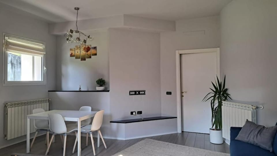 Il Pioppo Rosso Apartment MXP Milan Como Lakes Free parking! Apartment in Legnano