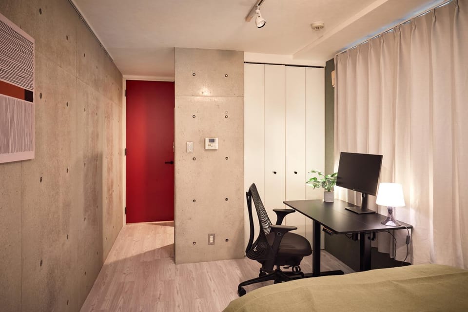 Photo of the whole room