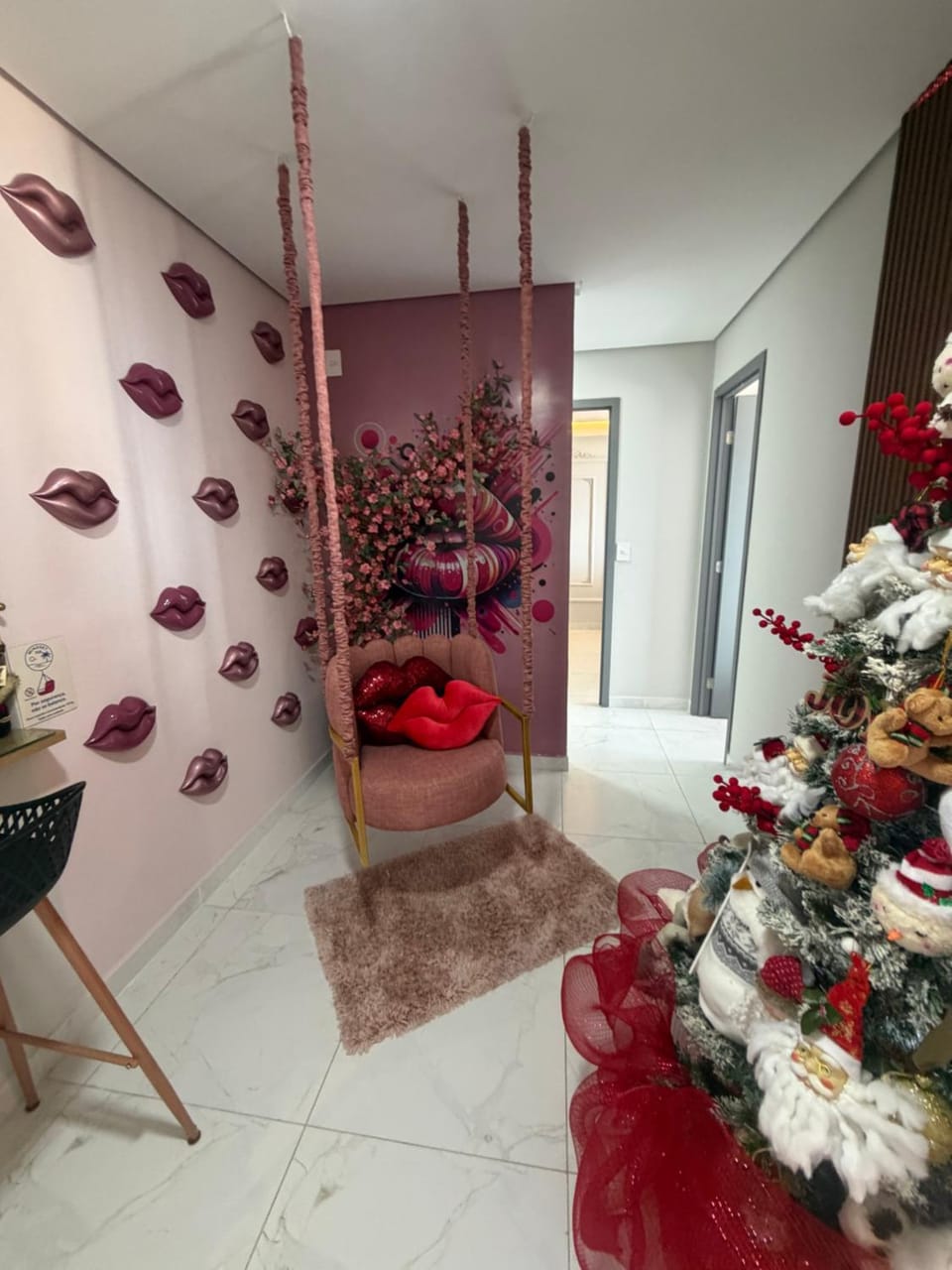 Living room, Decorative detail, Seating area