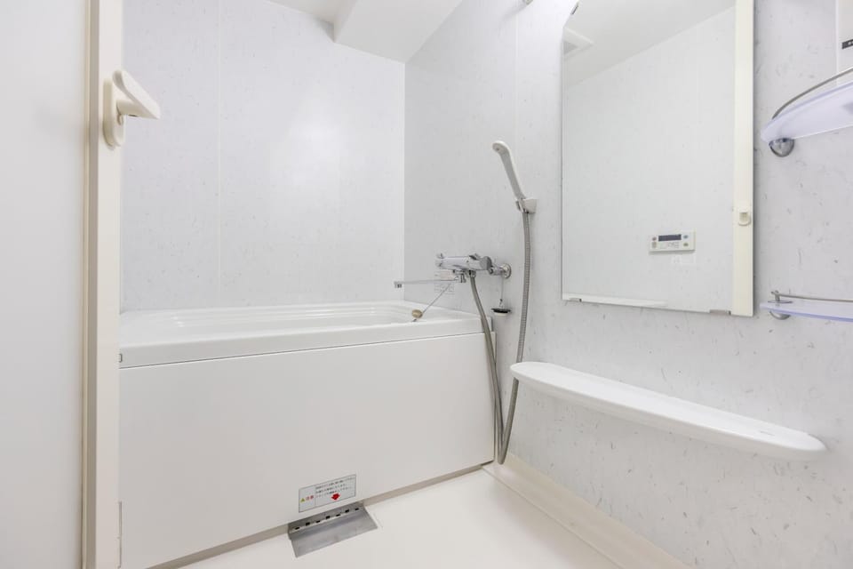 -Residential Stage Higashi-Shinjuku 407- 4-minute walk from Higashi-Shinjuku Station Apartment in Shinjuku