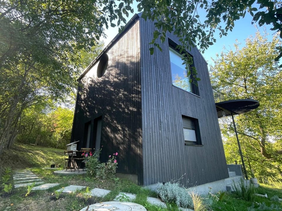 Property building, Natural landscape, Summer