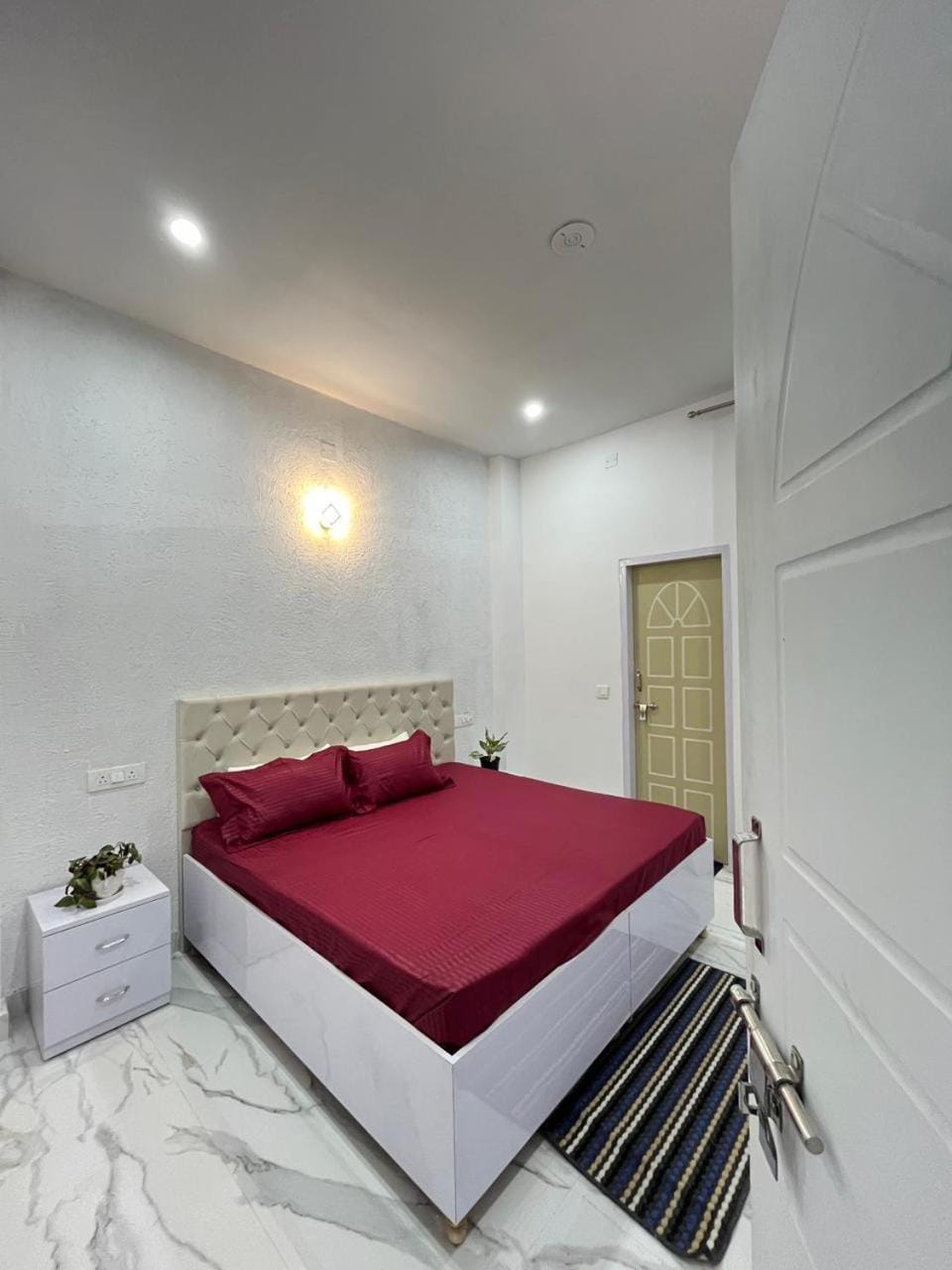 Cozy Independent 2 BHK Flat Apartment in Dehradun