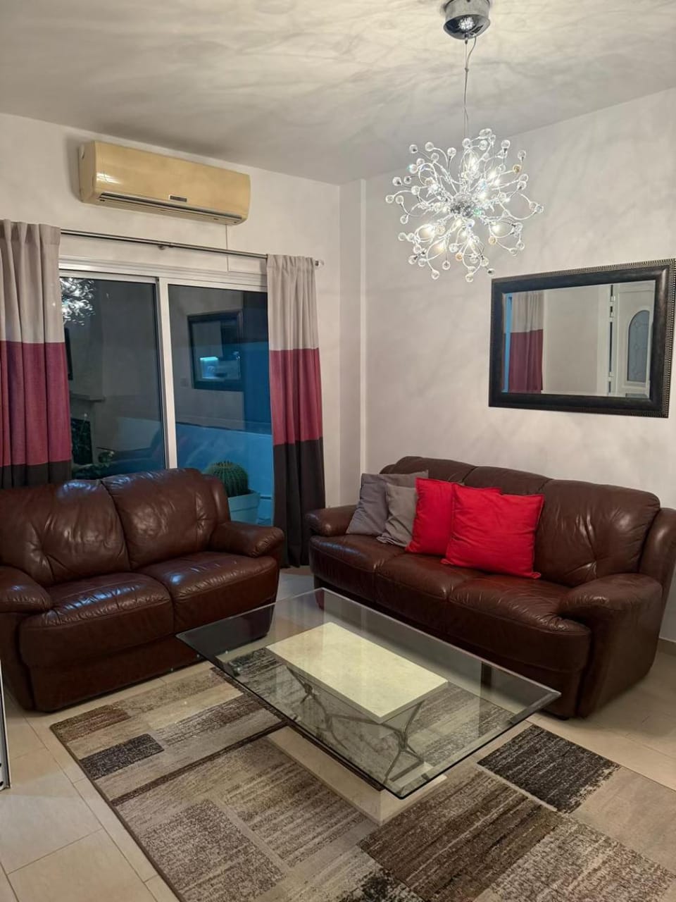 TV and multimedia, Living room, Seating area, air conditioner