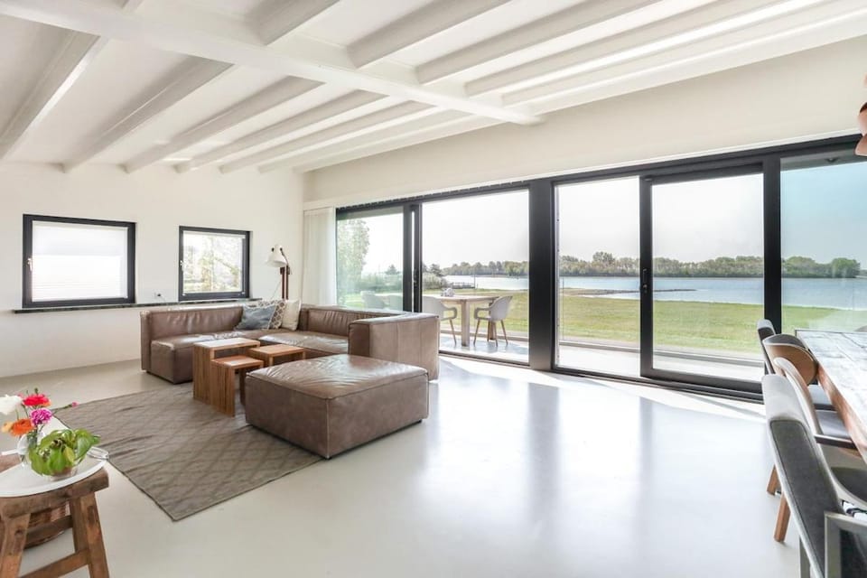 Seating area, Lake view