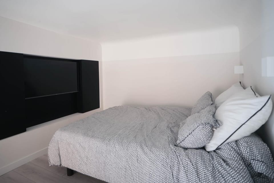 Alberta Studio Apartment in Aix-en-Provence