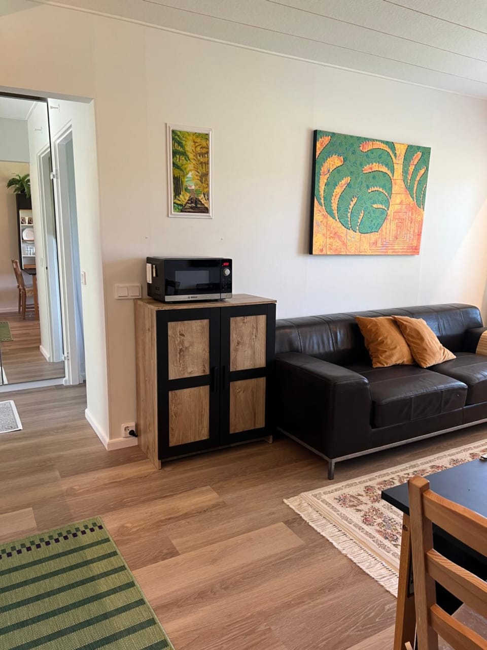 Kaisla - kaunis huoneisto järvimaisemalla Apartment in Uusimaa