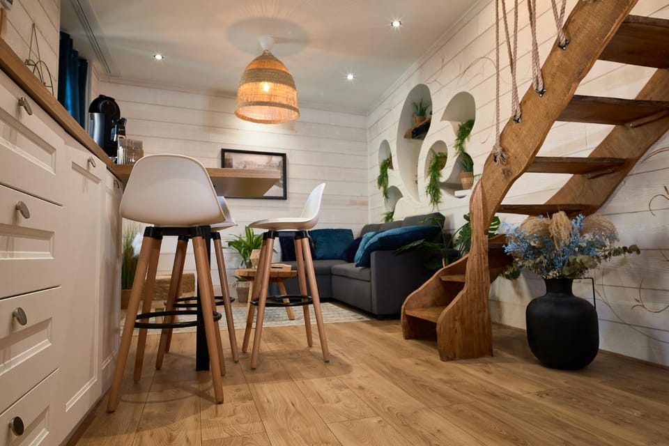 Duplex Sauna Cinéma Apartment in Riom
