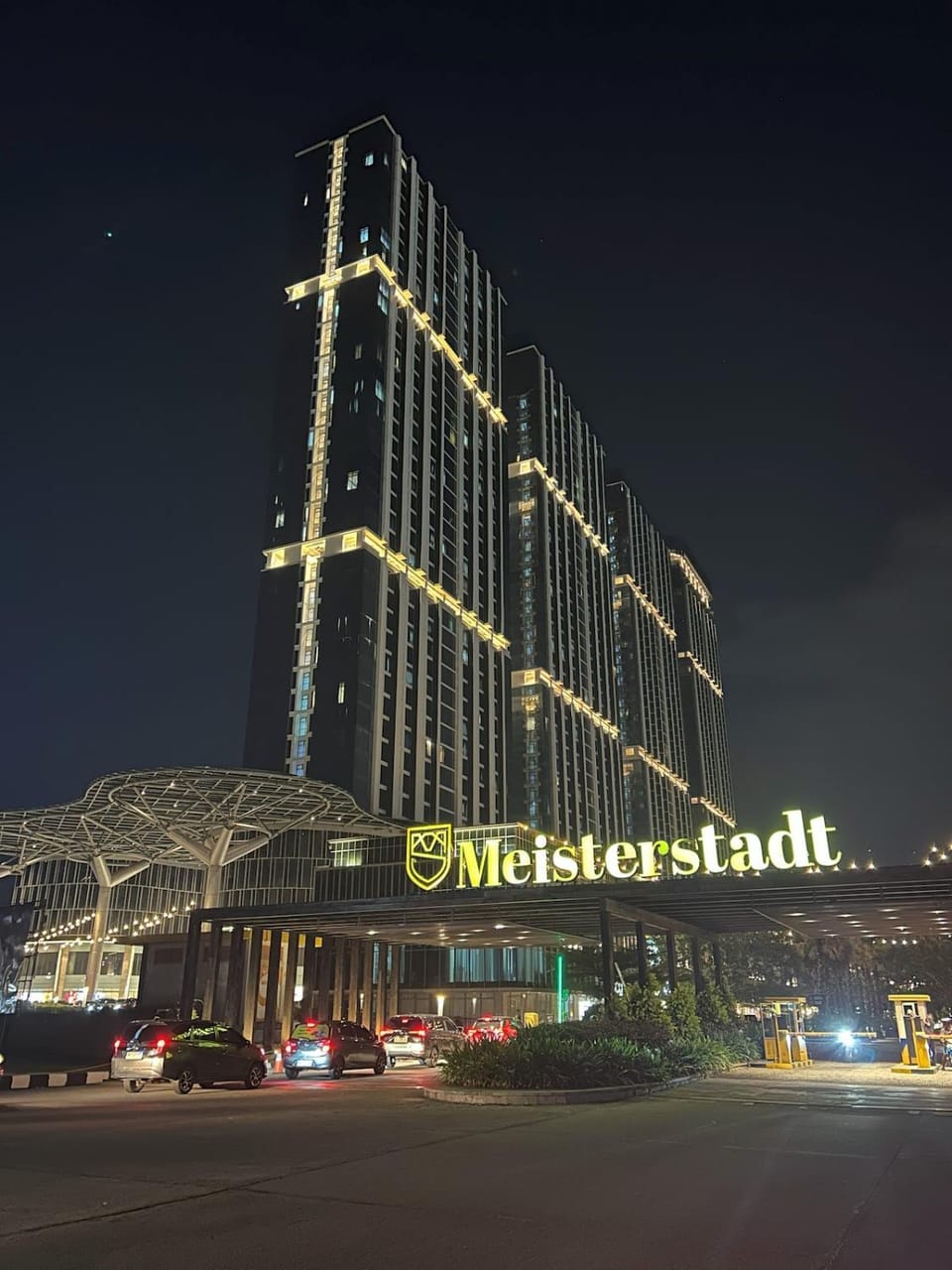 Property building, Night, Evening entertainment, City view, Street view, Location