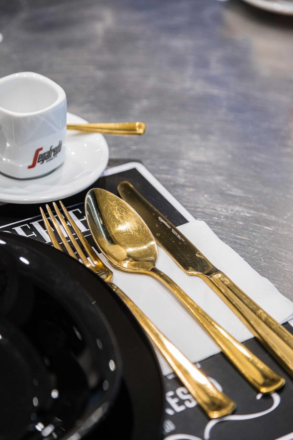 Coffee/tea facilities, Food and drinks, Food