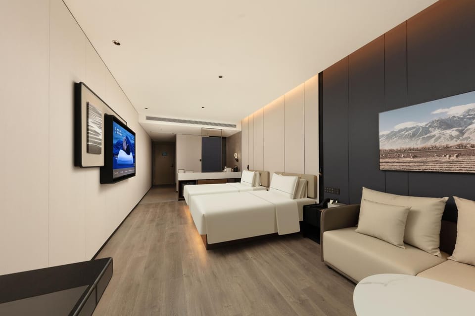 Atour Hotel Zhongshan Park Wuhan International Plaza Hotel in Wuhan