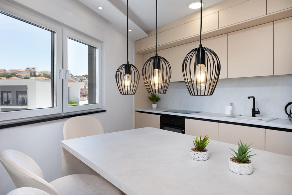 Kitchen or kitchenette, Living room