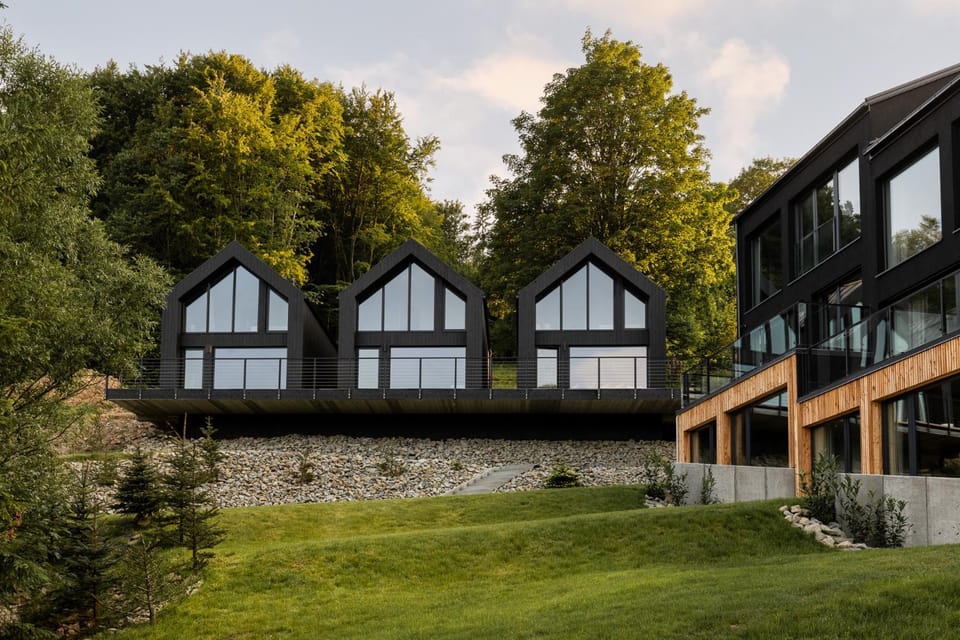 Property building, Natural landscape, Garden, Garden view