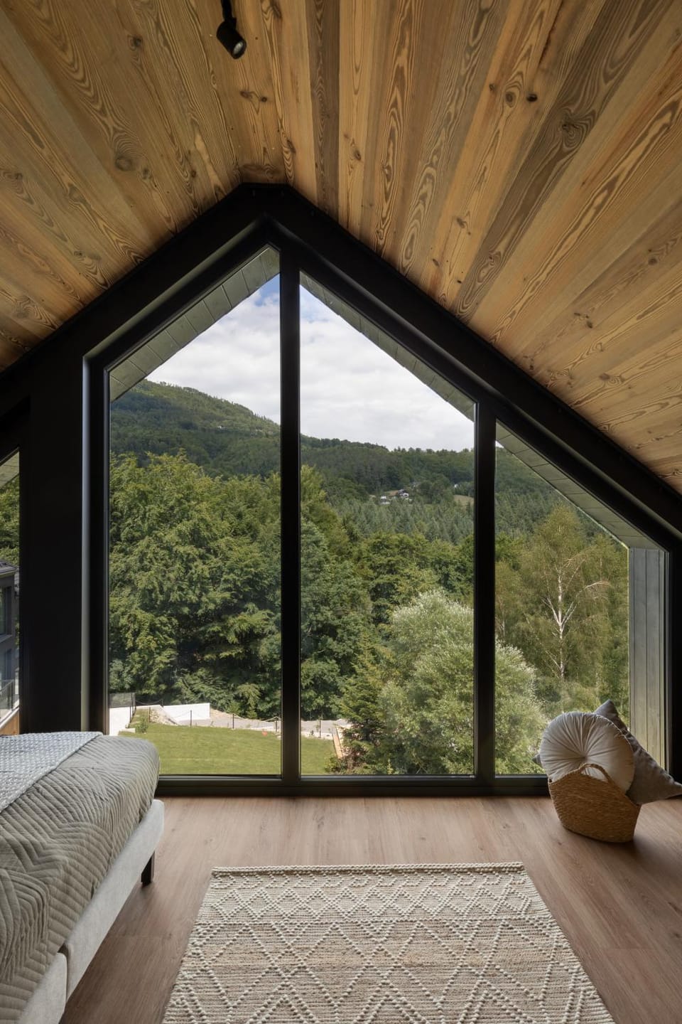 Bed, Natural landscape, View (from property/room), Photo of the whole room, Bedroom, Garden view, Mountain view, internet, internet, wardrobe