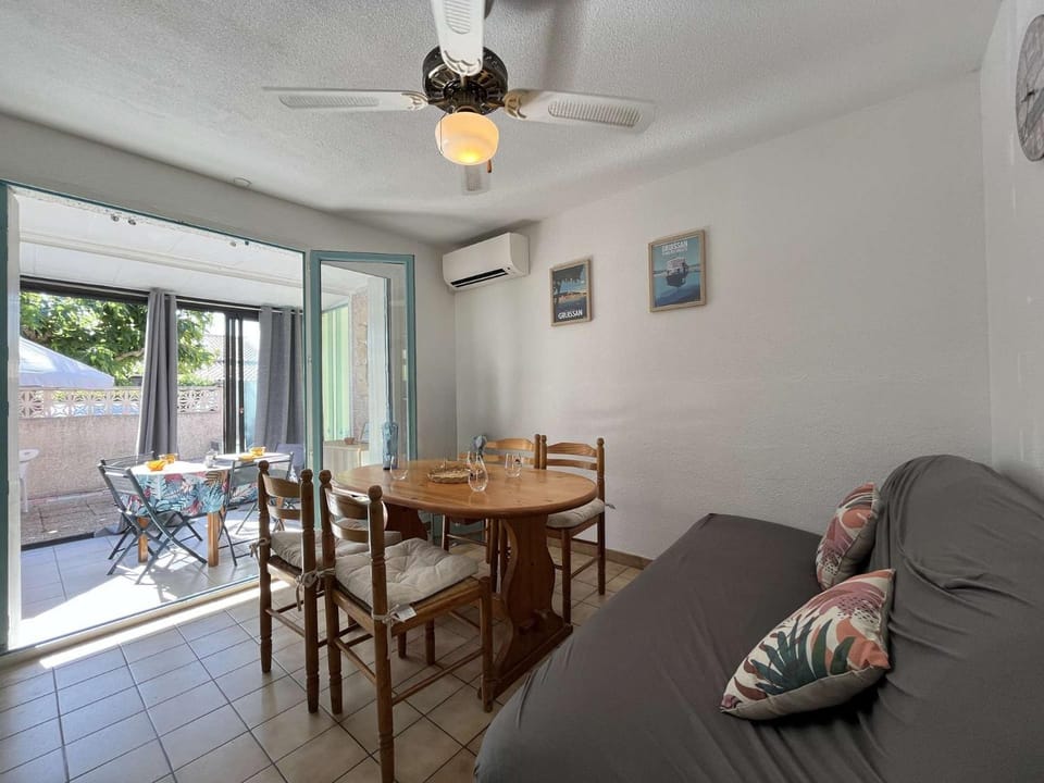 Pavillon familial avec terrasse proche lagune - AY090-091 Apartment in Gruissan