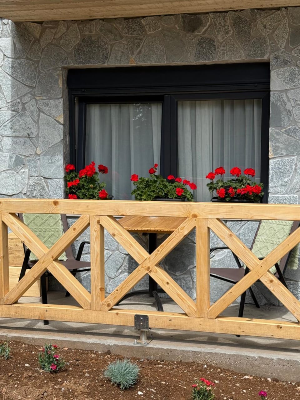 Durmitor Peaks and Pines Apartment in Montenegro