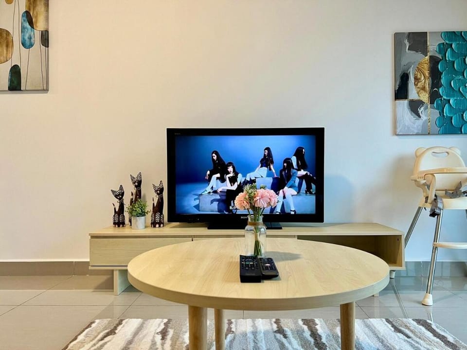 Optimus Medini -- Legoland & SG view & WIFI #3BR2B #5 pax by Cowidea Apartment in Johor