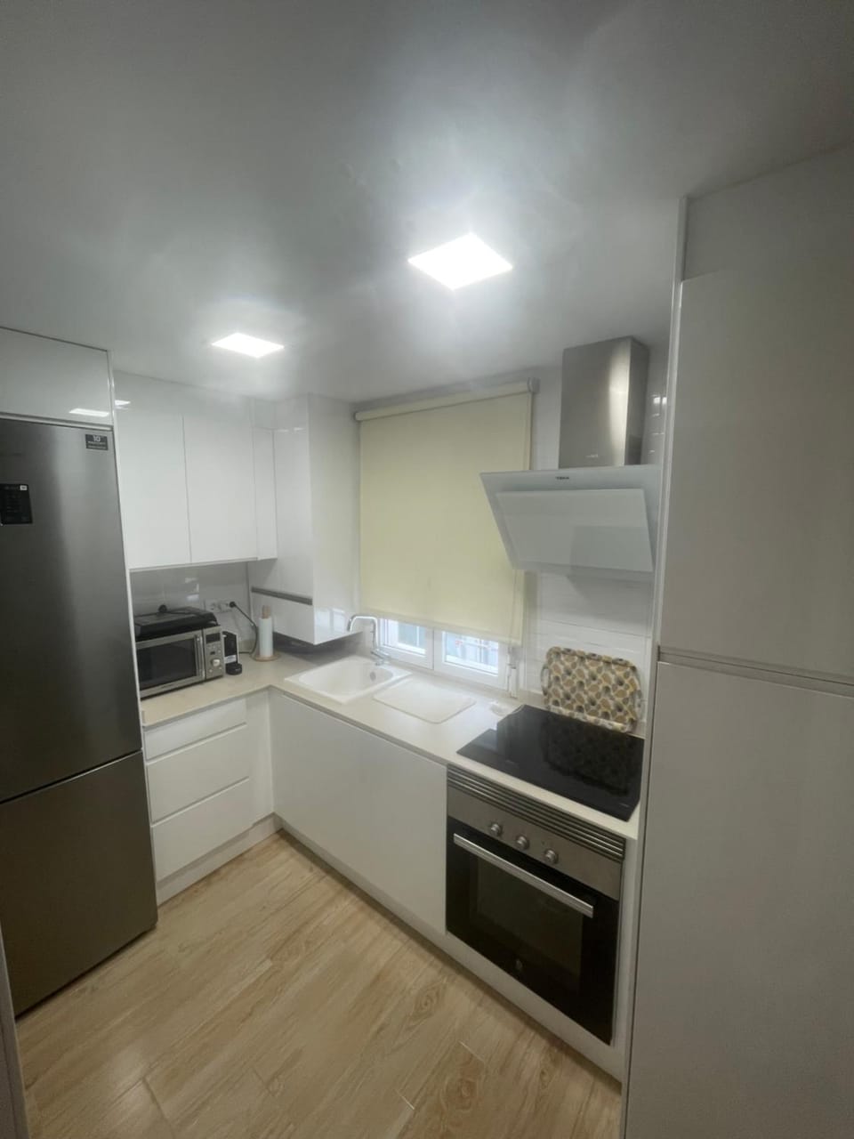 Kitchen or kitchenette, oven, stove