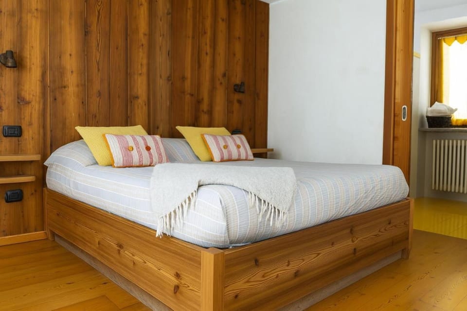 Agroturismo Au Jardin Fleuri - Camere Hotel in Torgnon