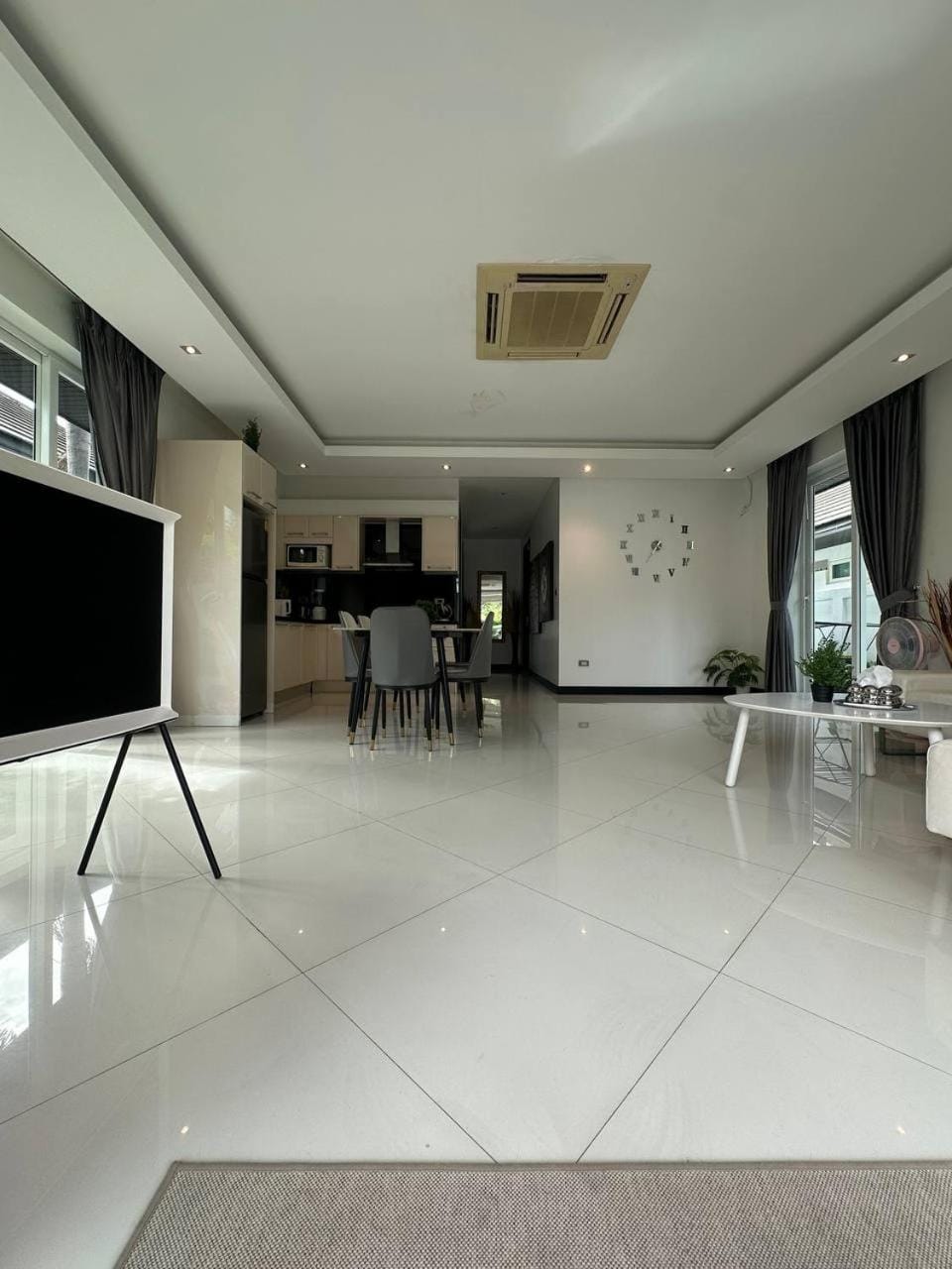 Relaxing 2BR Pool Villa I Smart TV I Fast Internet Villa in Chon Buri Changwat